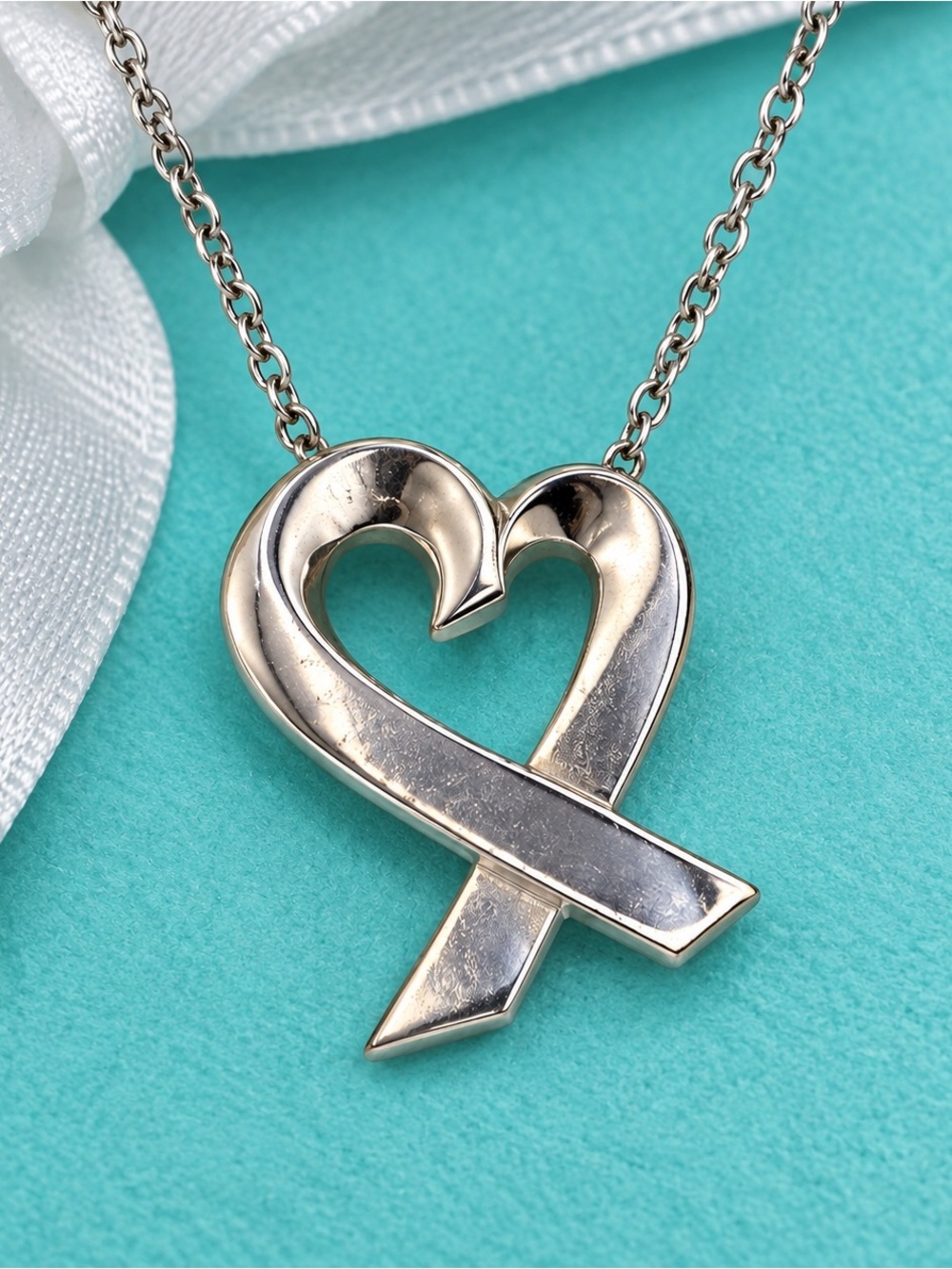 Tiffany & Co Paloma Picasso Loving Heart Necklace in Sterling  Silver 16” Chain